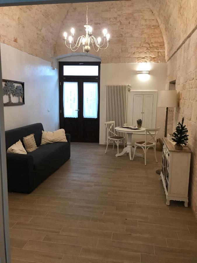 Bed and Breakfast Nido Di Pietra-Dimora In Centro Альберобелло Экстерьер фото