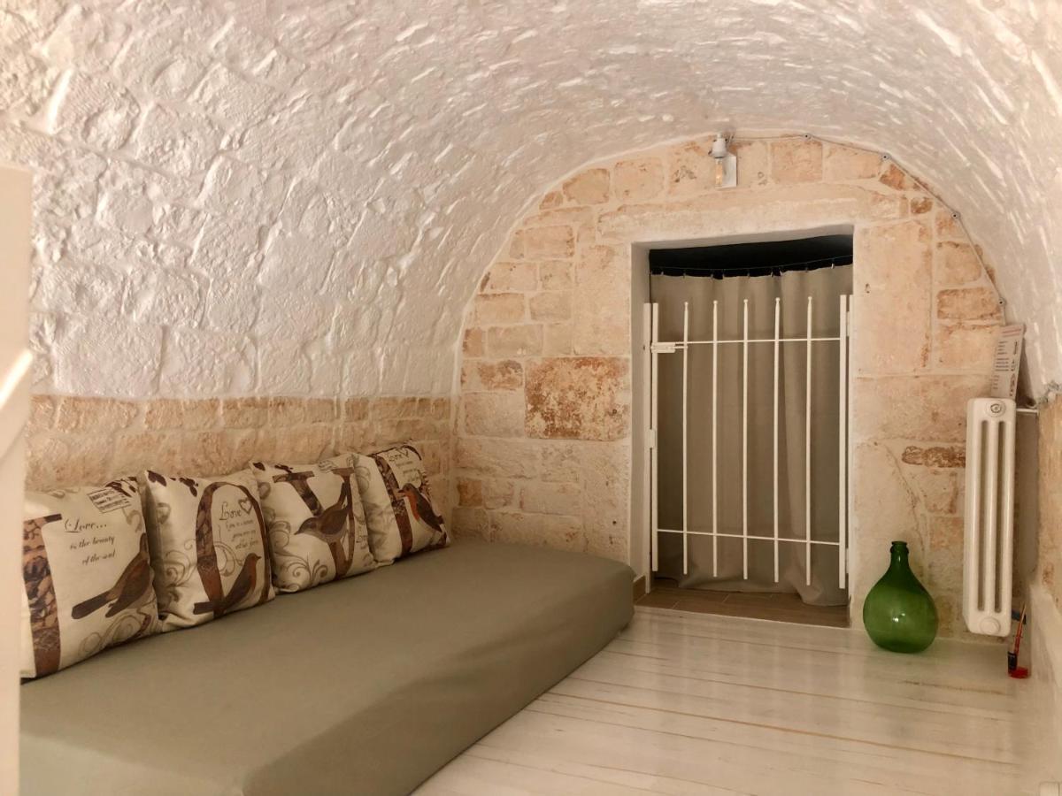Bed and Breakfast Nido Di Pietra-Dimora In Centro Альберобелло Экстерьер фото